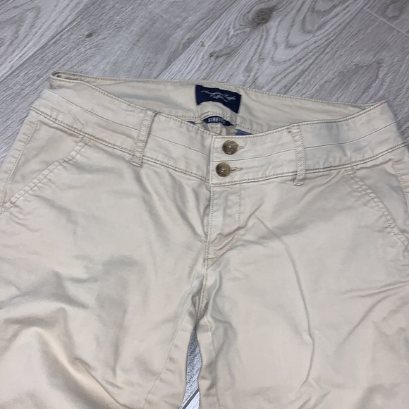 American Eagle Khaki Pants Size 4 - Picture 3 of 6
